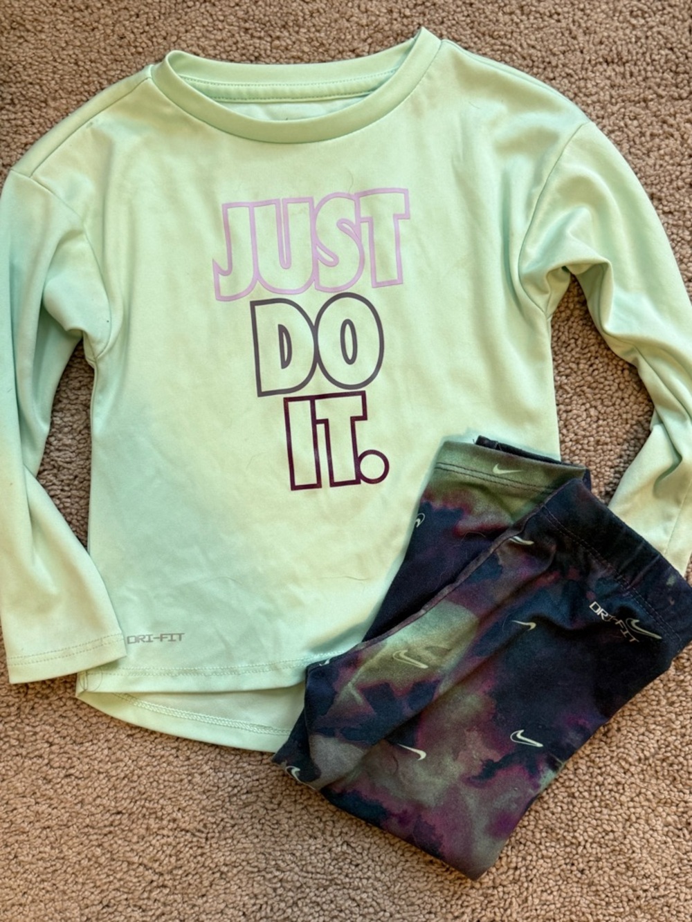 Nike 2 Piece Outfit
